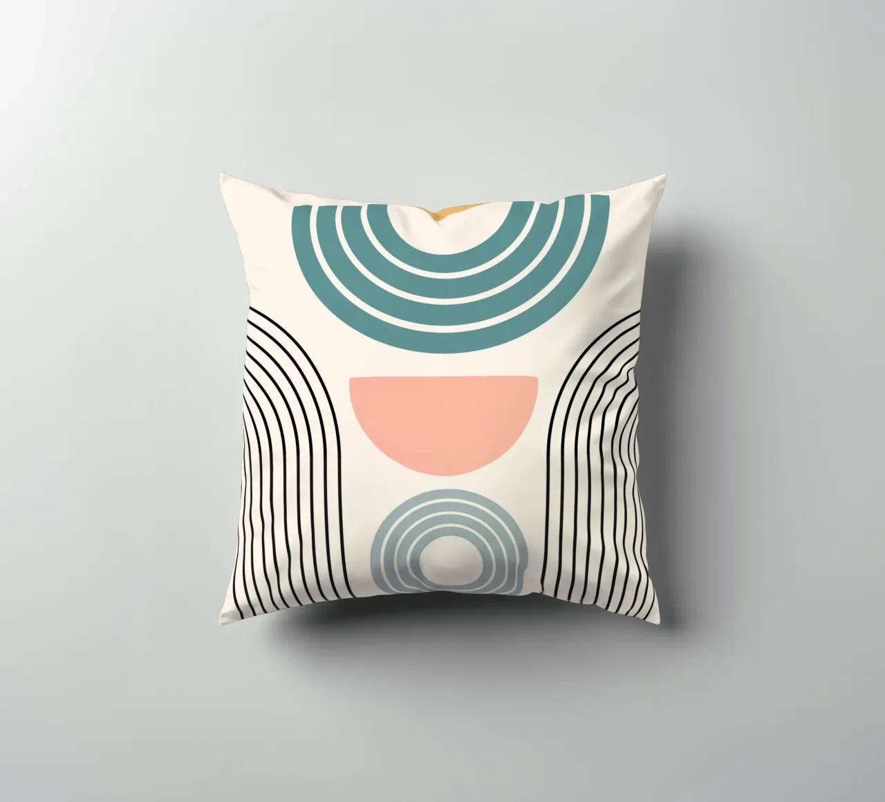 Balanced geometric shapes with circle cuscino da LisaArtes