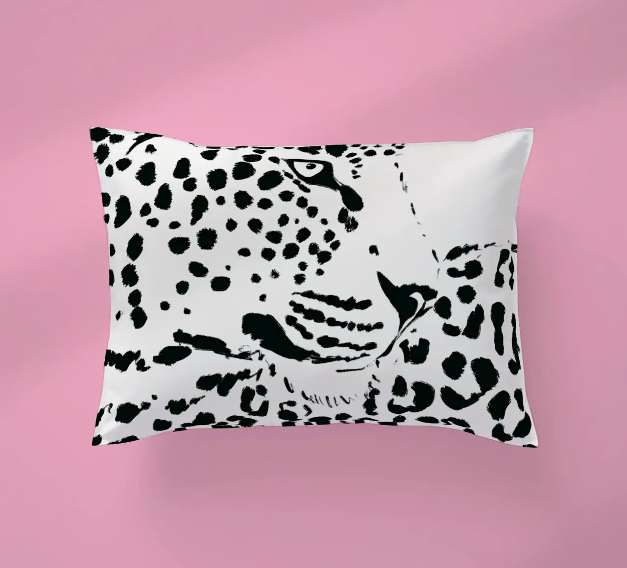 Monochrome Majesty cuscino da SABRIN DEIRANI