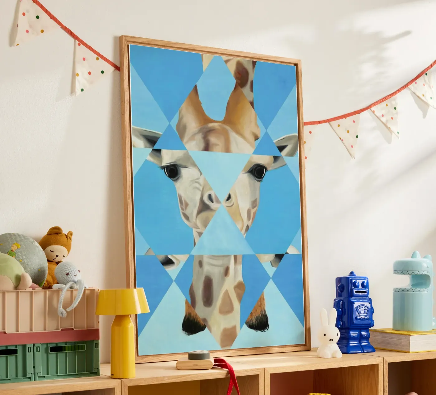 Blue Giraffe plexiglass da Allison Chaplin