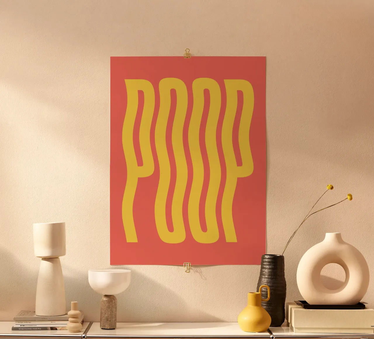 Testo ondulato cacca (tono arancione) poster con telaio in legno da Paigaam Studio