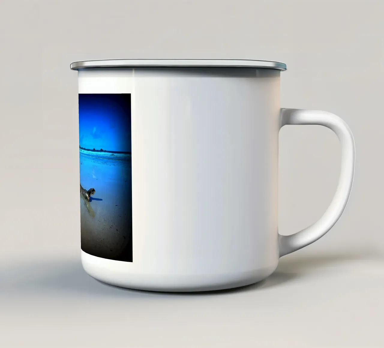 FAA99 tazza in smalto da Thierry vobmann photography