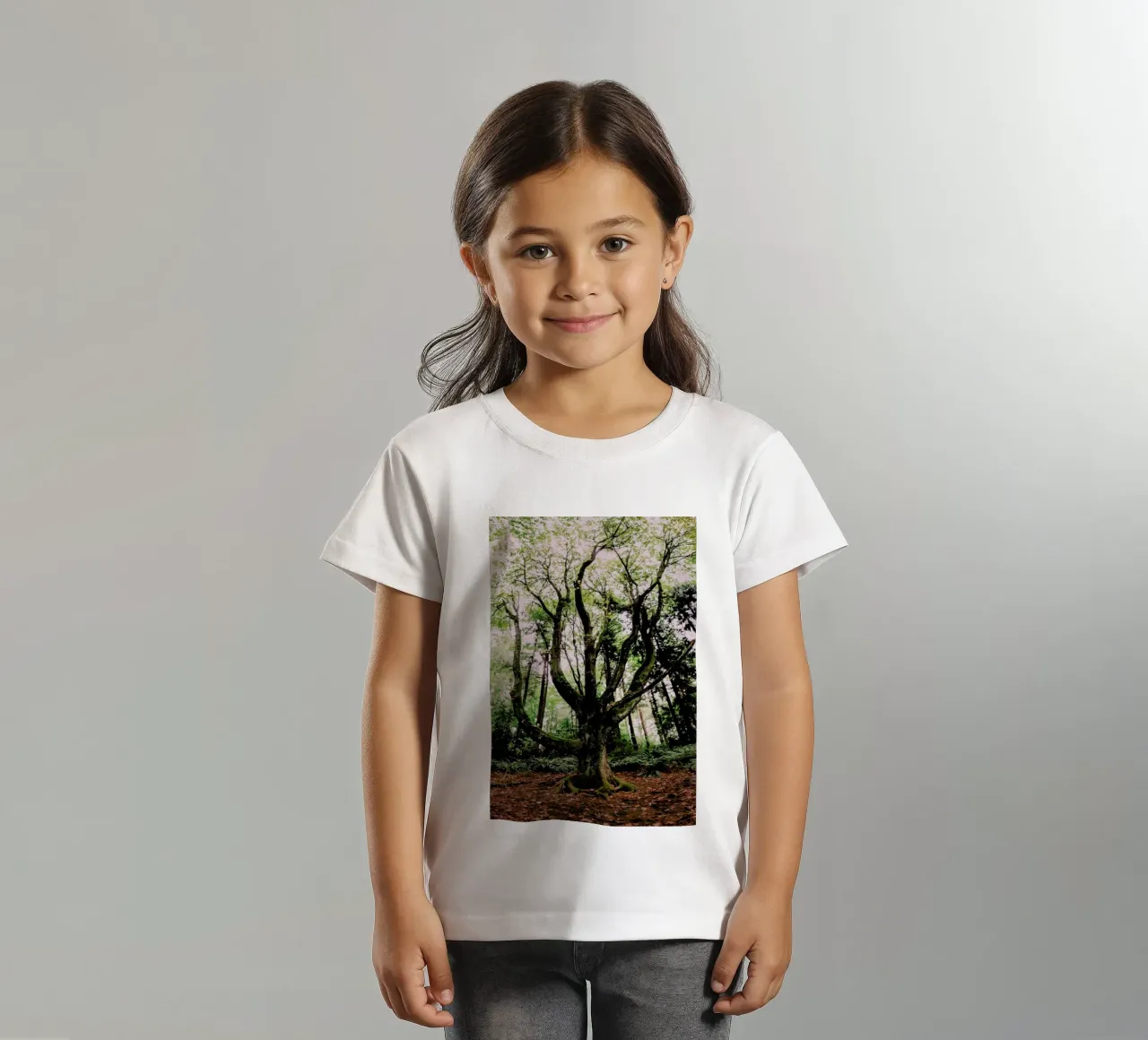 Forest Magic t-shirt bambini da Leah Flores