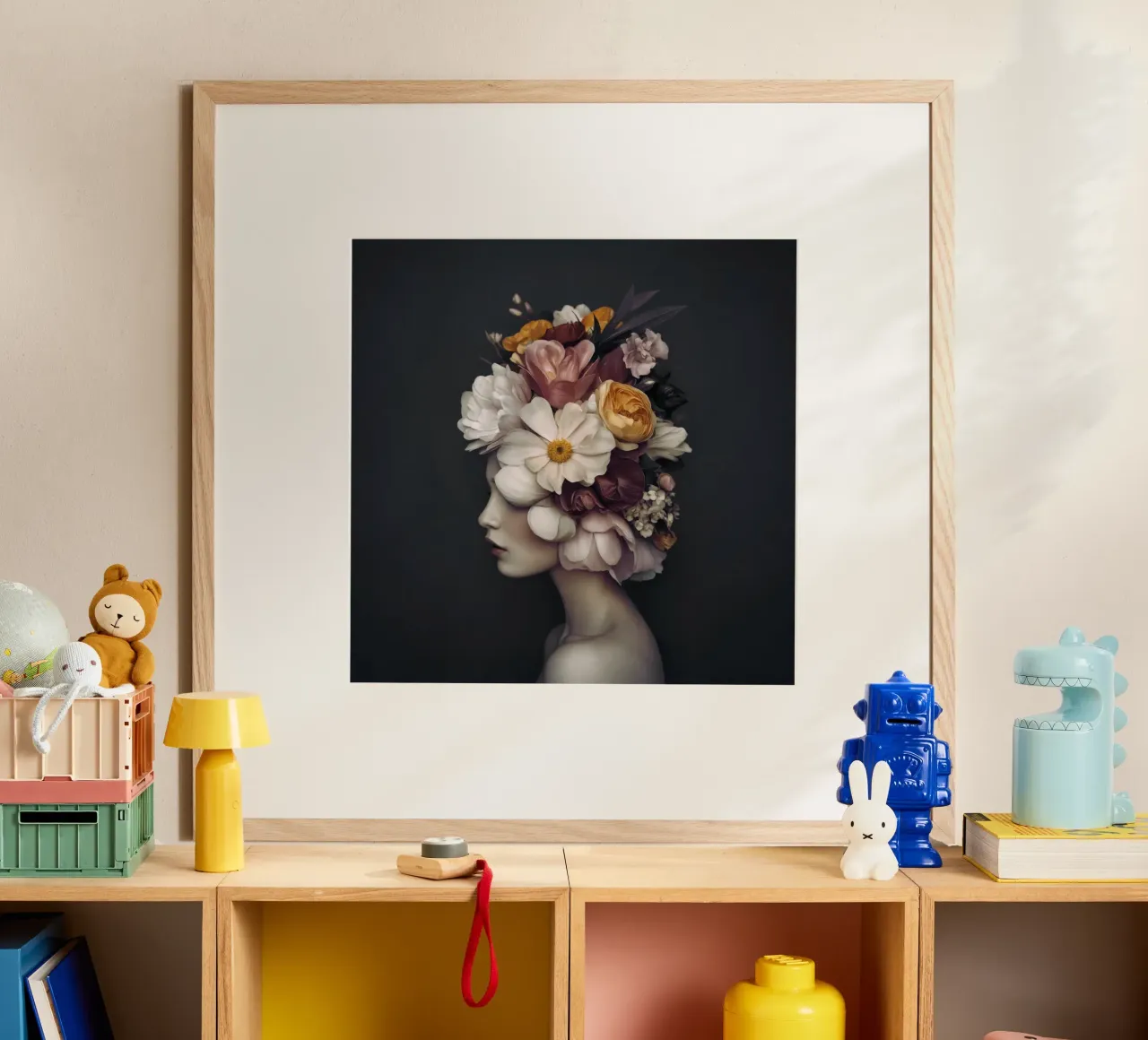 Ritratto di bellezza floreale poster con telaio in plastica da Andrea Haase Floral Passion
