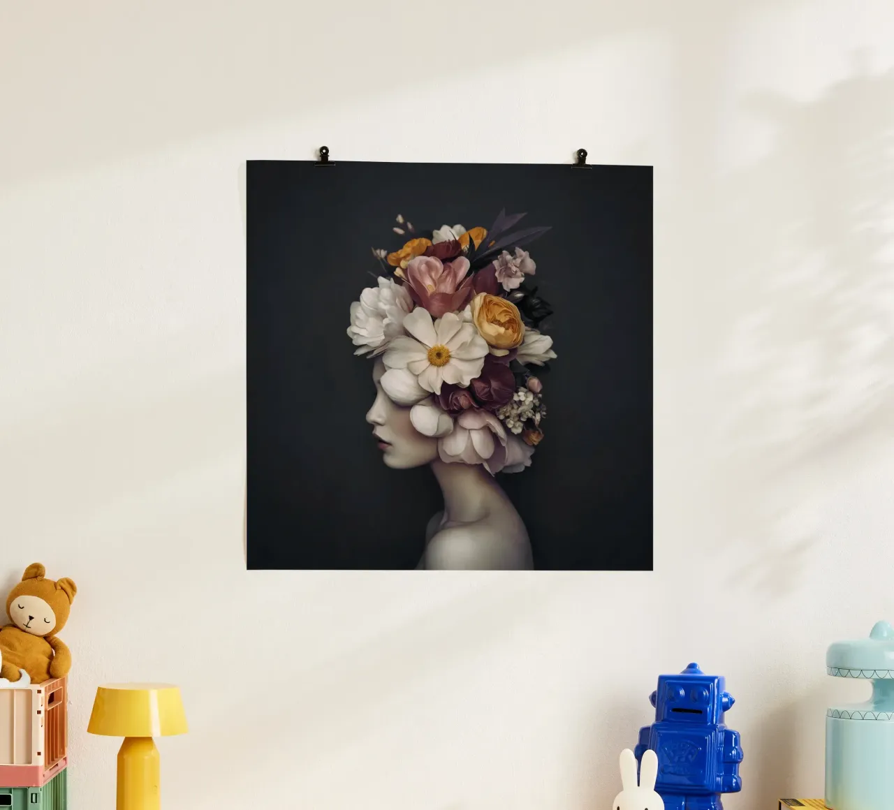 Ritratto di bellezza floreale poster con telaio in plastica da Andrea Haase Floral Passion
