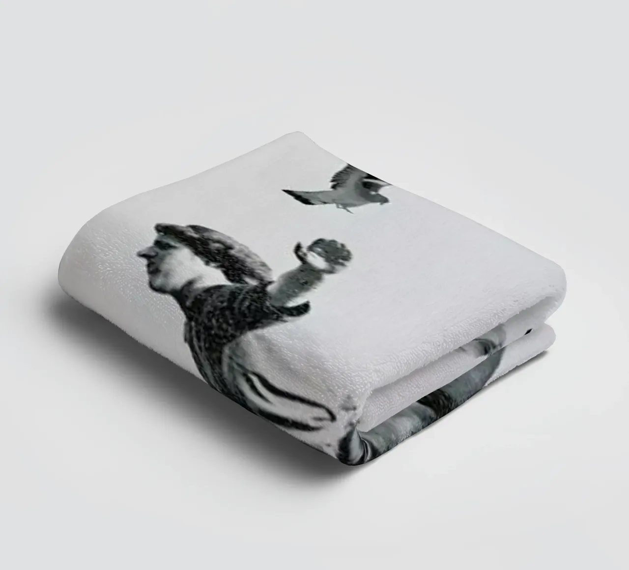 Birds Of A Feather asciugamano da bagno da Jason Brueck
