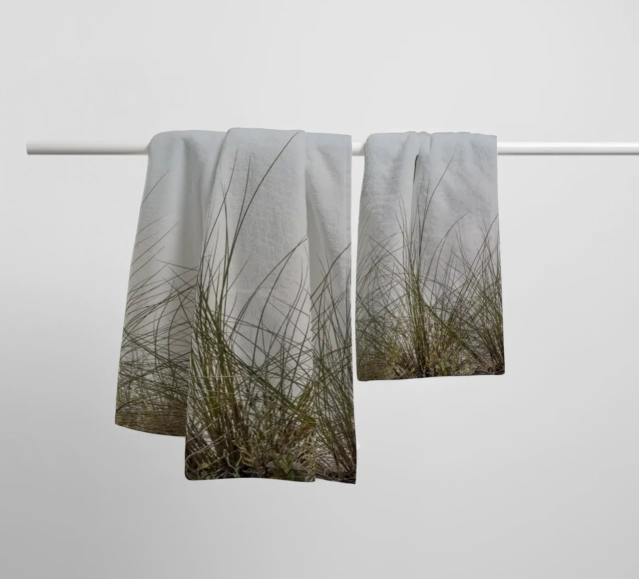 Erbe di spiaggia asciugamano da bagno da Barbara Buderath Fotodesign