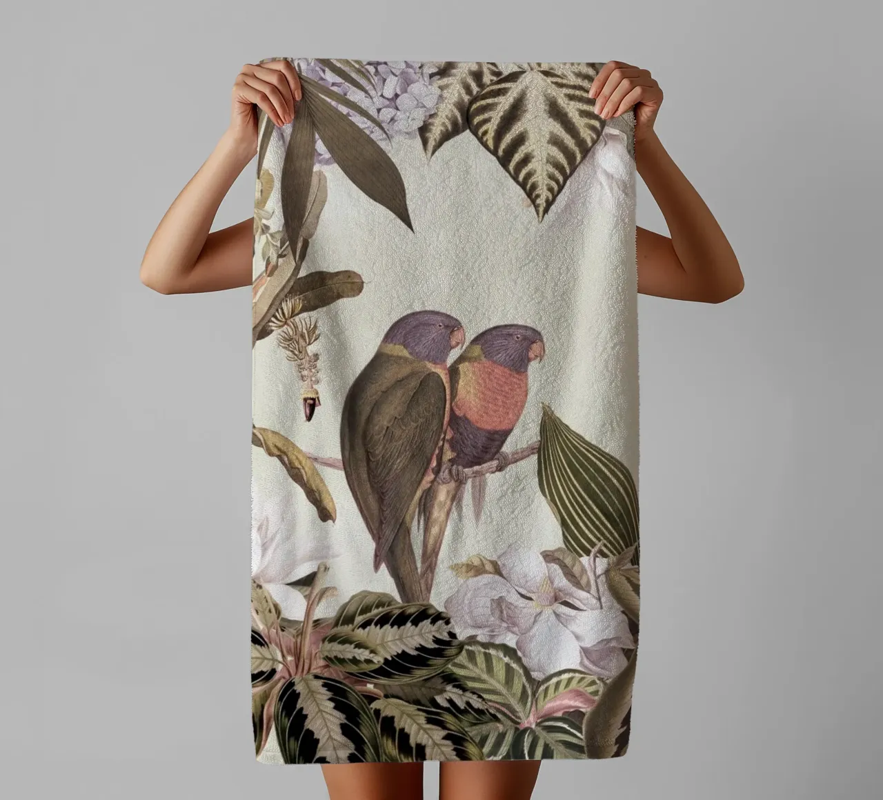 Nostalgico tropicale colorato pappagalli fauna selvatica giungla asciugamano da bagno da Vintage World - Uta Naumann