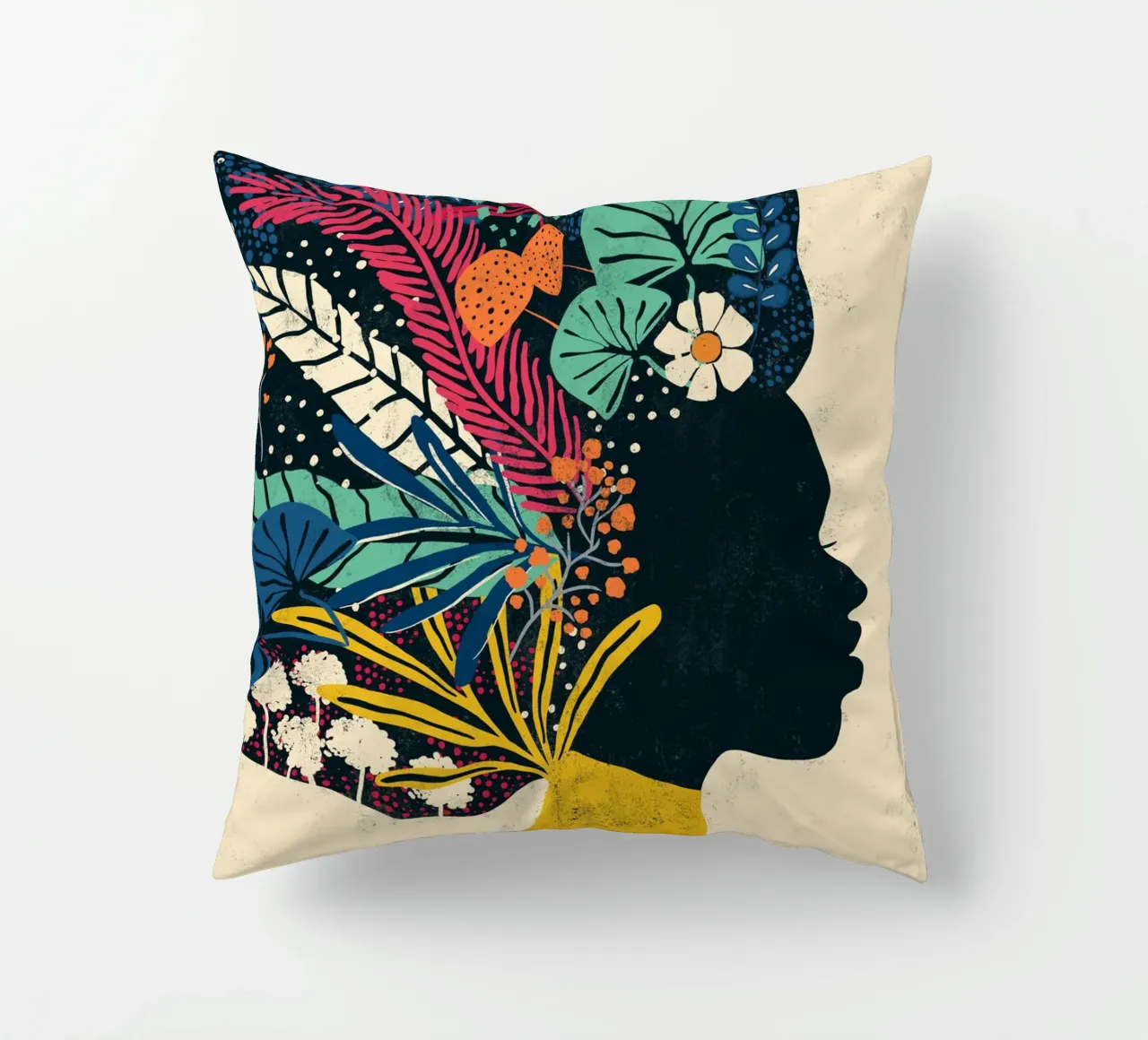 Cats & Dotz - Donna con fiori nei capelli afro cuscino da The Artcircle