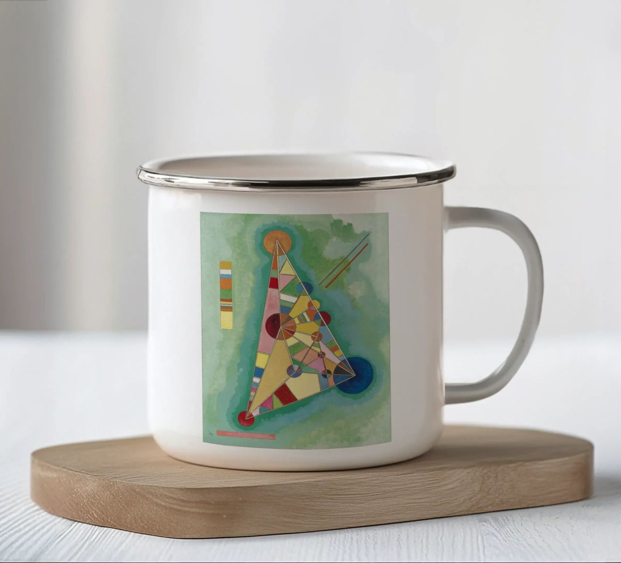Kandinsky - Variegatura nel triangolo tazza in smalto da ARTOTHEK