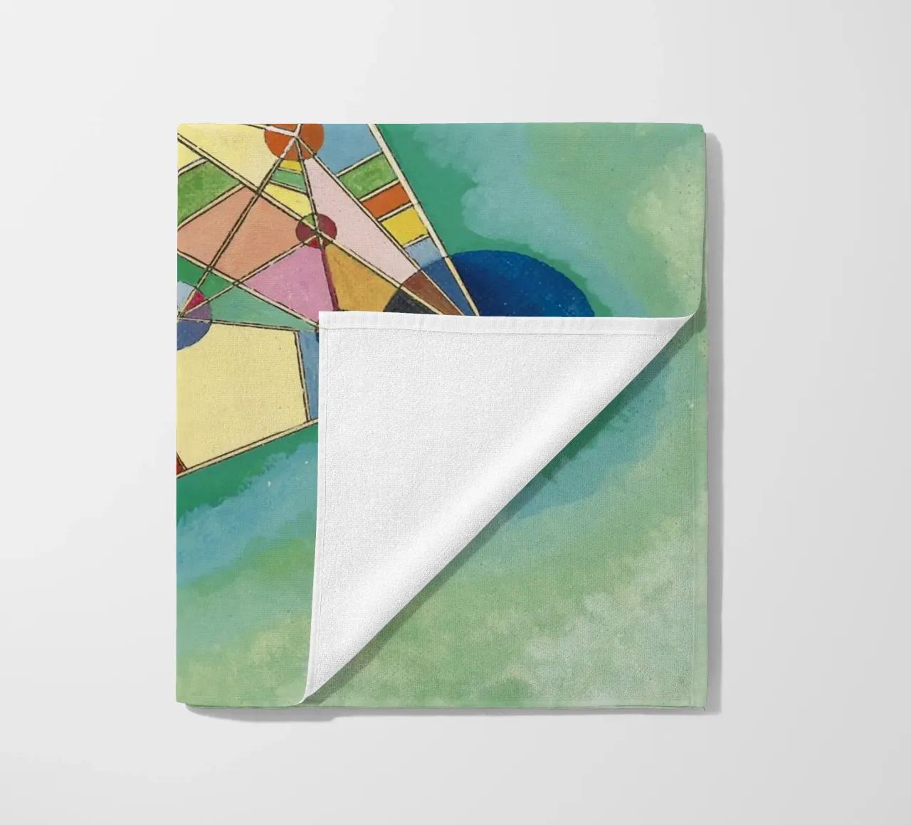 Kandinsky - Variegación en el triángulo toalla de playa de ARTOTHEK