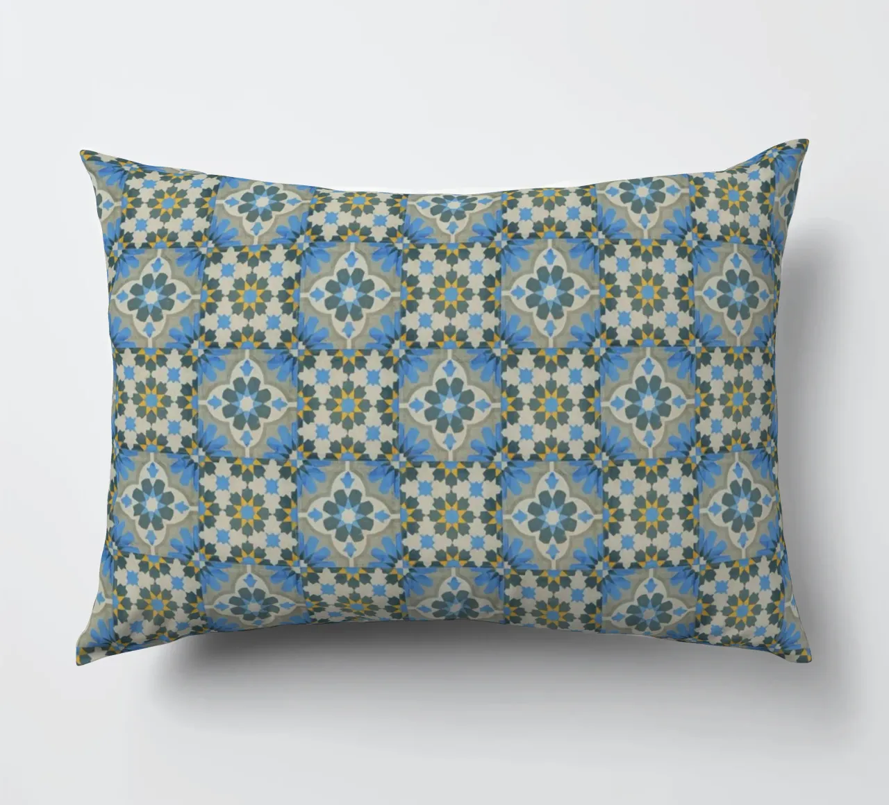 Mosaic Magic: Moroccan Tiles cuscino da Curious Collections by Marielle Leenders