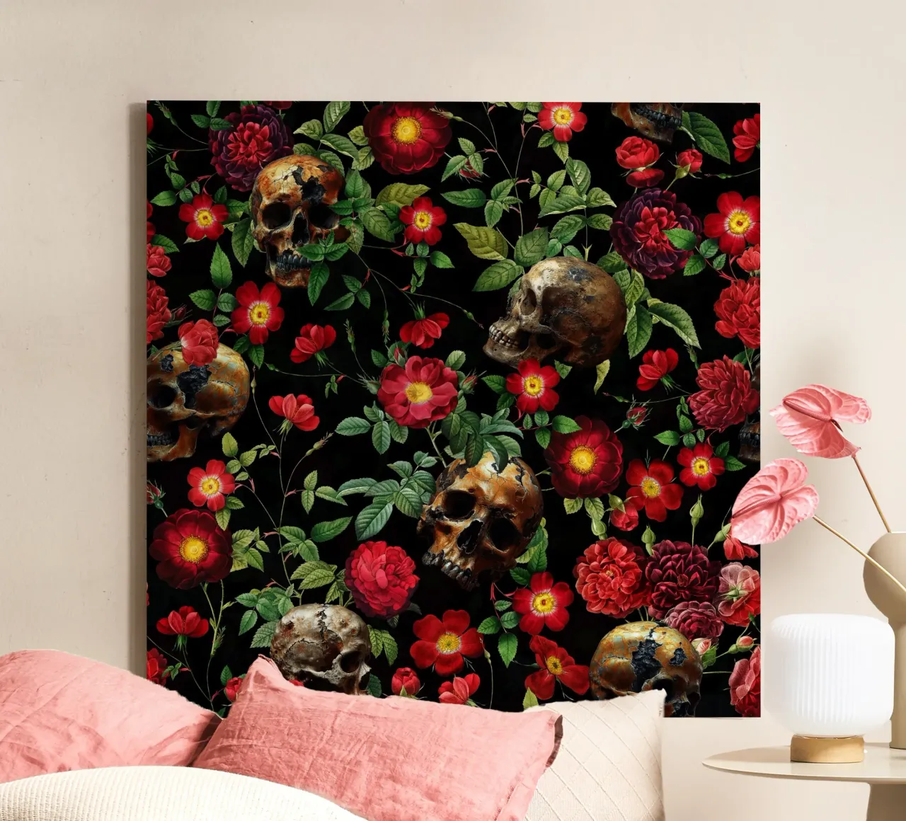 Giardino mistico di mezzanotte con teschi e rose rosse tela con Cornice a cassetta da Flower Garden - Uta Naumann