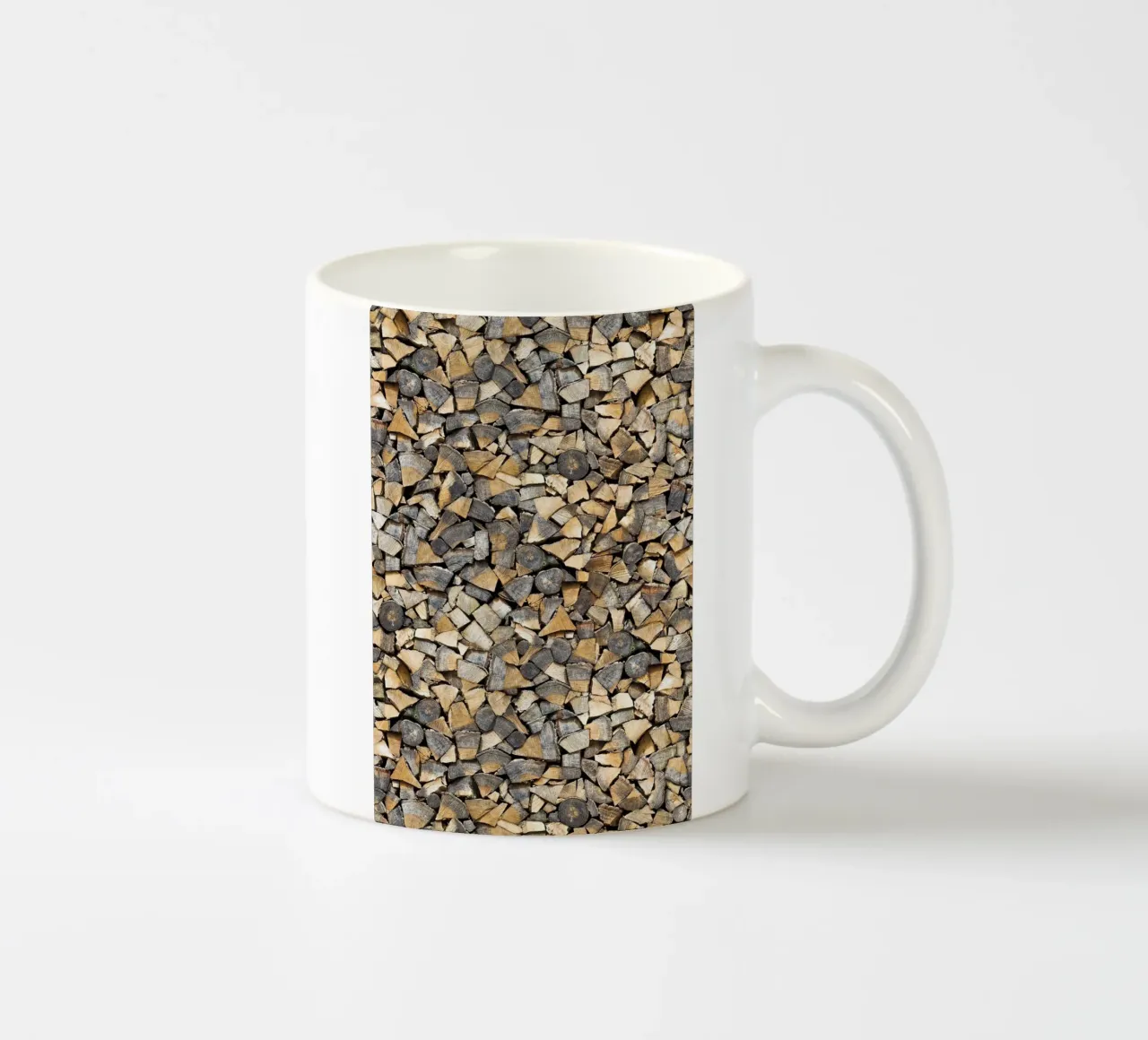 Rustic Warmth: Stacked Firewood tazza in ceramica da Curious Collections by Marielle Leenders