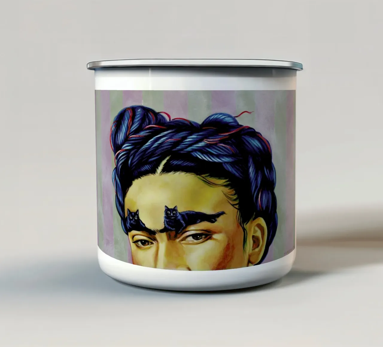 Frida tazza in smalto da Jared Yamahata