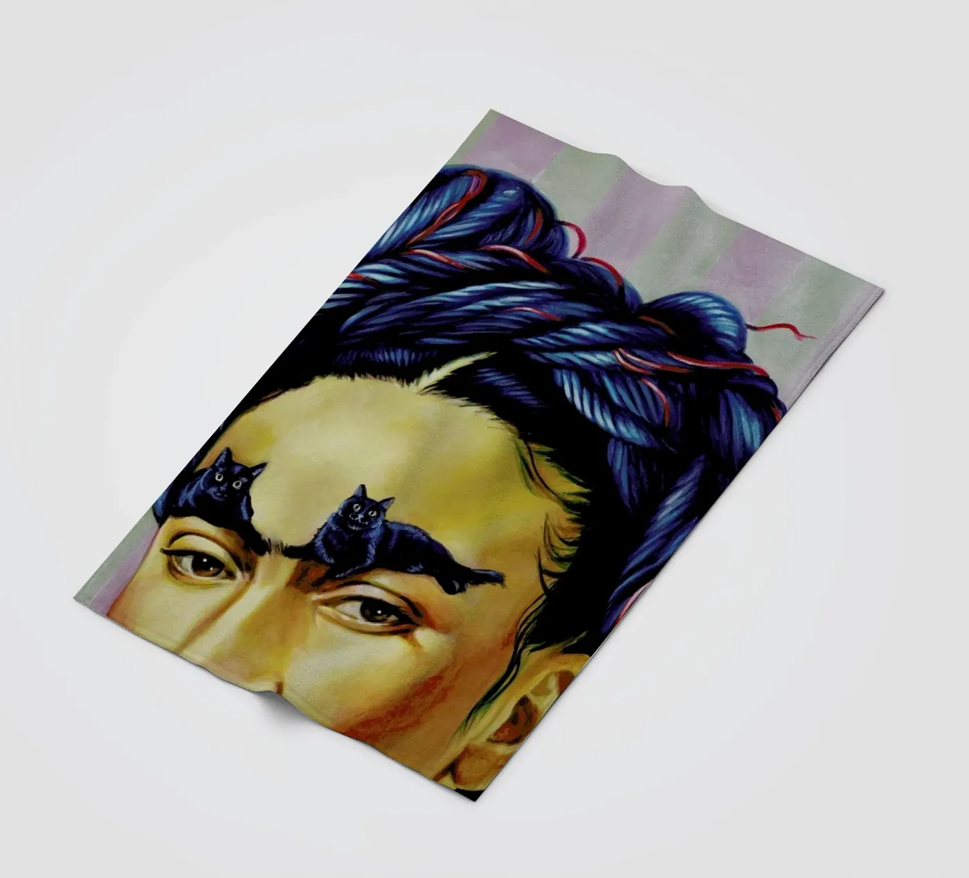 Frida coperta in pile da Jared Yamahata