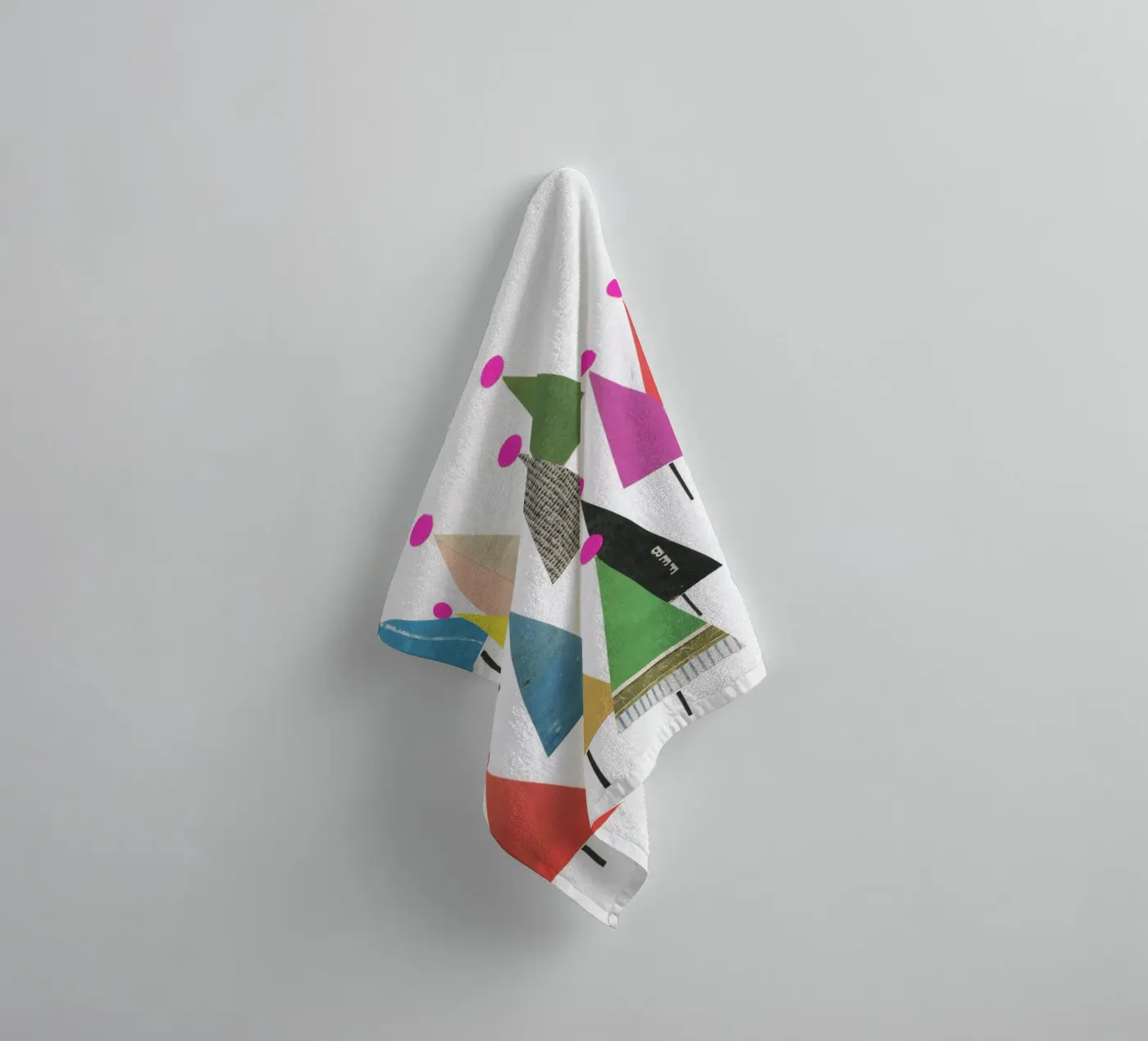 Winterbos badhanddoek van Cassia Beck Collage