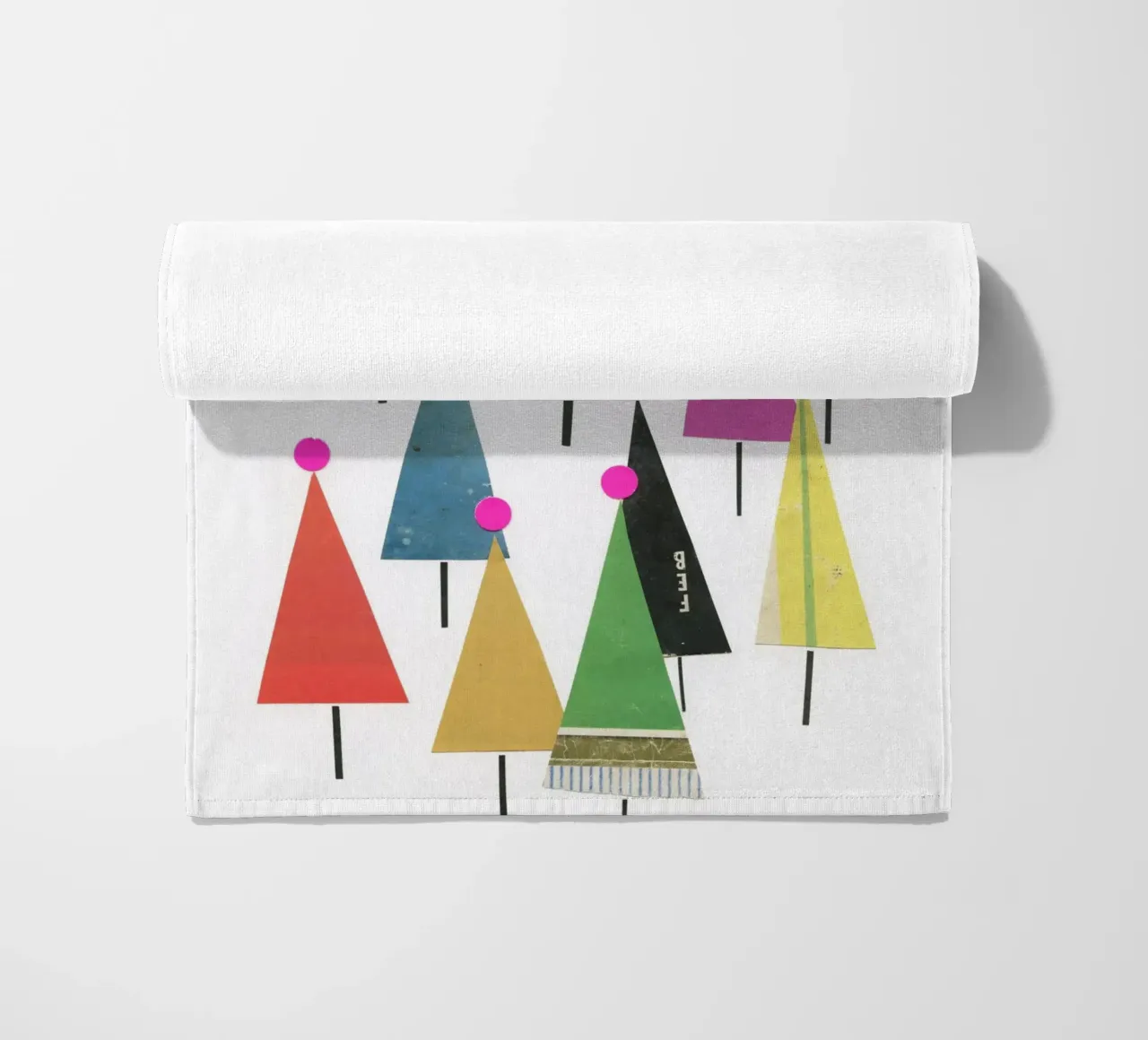 Foresta invernale telo mare da Cassia Beck Collage