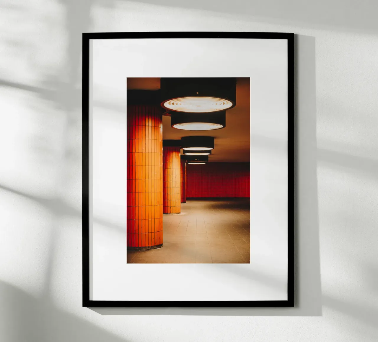 Tunnel della metropolitana di Berlino, fotografia di industria e architettura poster da Bold and Retro