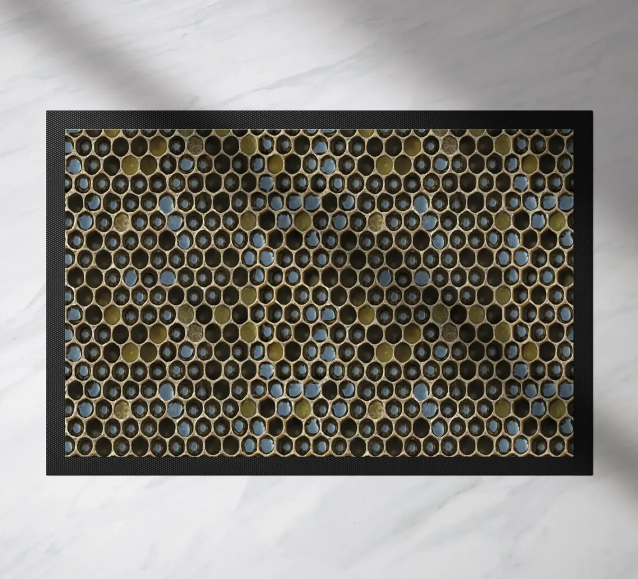 Golden Geometry: Honeycomb Pattern zerbino da Curious Collections by Marielle Leenders