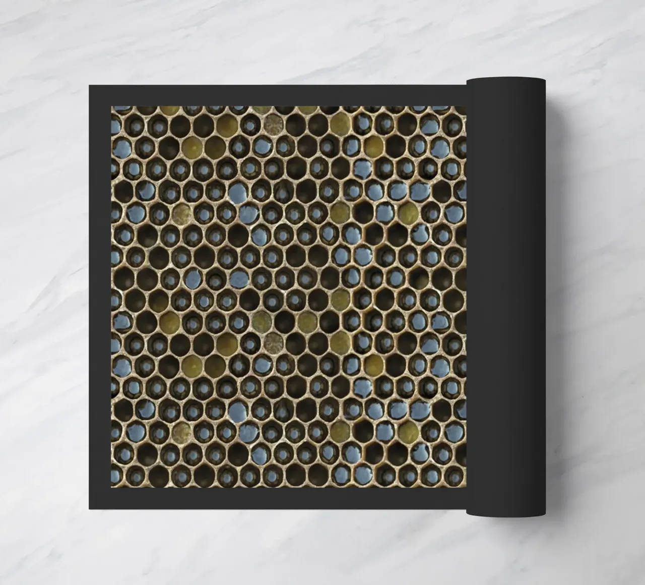 Golden Geometry: Honeycomb Pattern zerbino da Curious Collections by Marielle Leenders