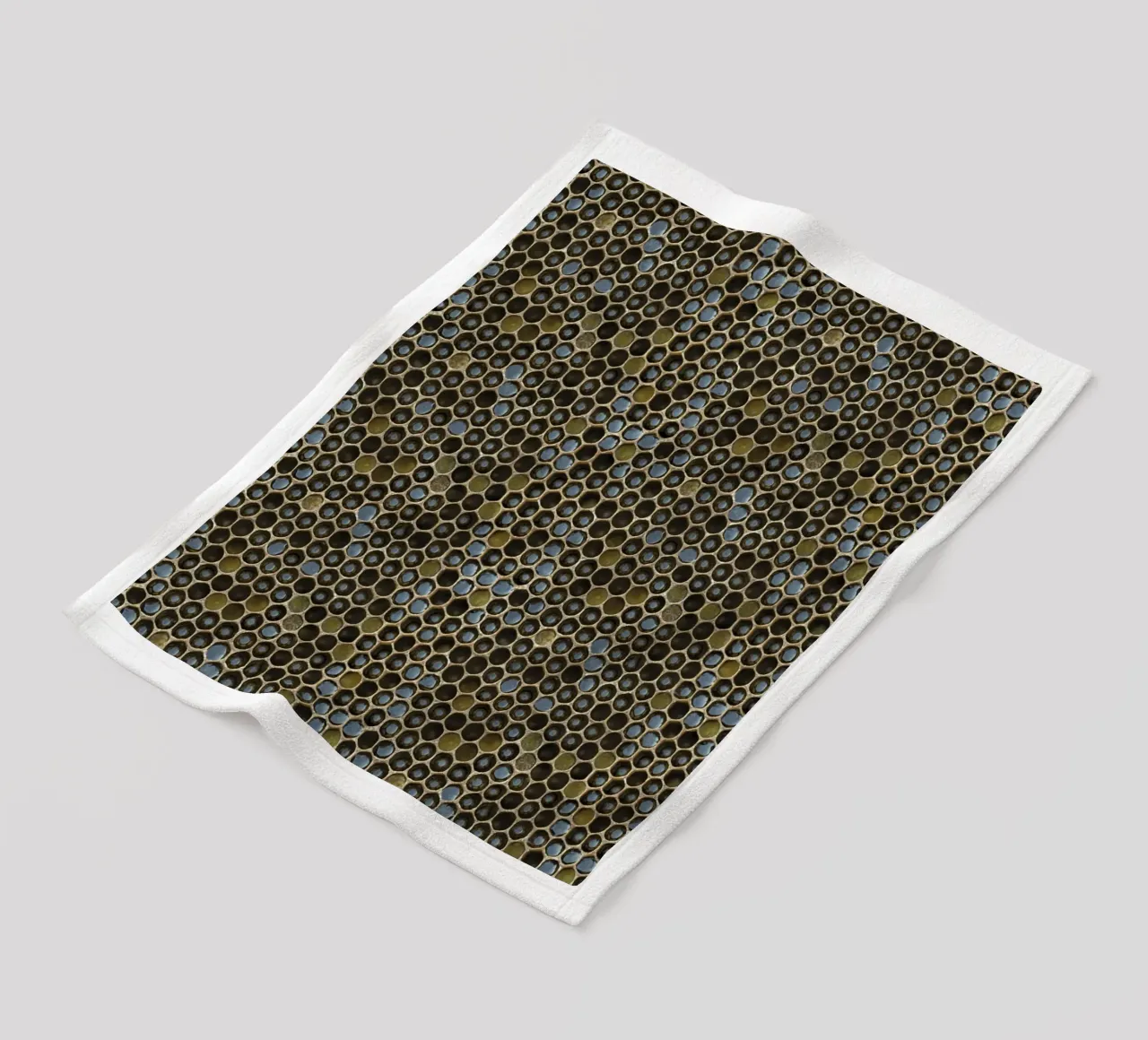 Golden Geometry: Honeycomb Pattern coperta in pile da Curious Collections by Marielle Leenders