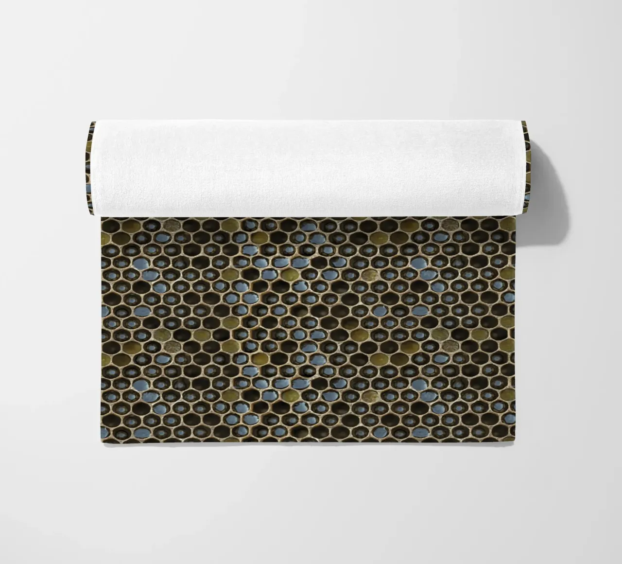 Golden Geometry: Honeycomb Pattern telo mare da Curious Collections by Marielle Leenders