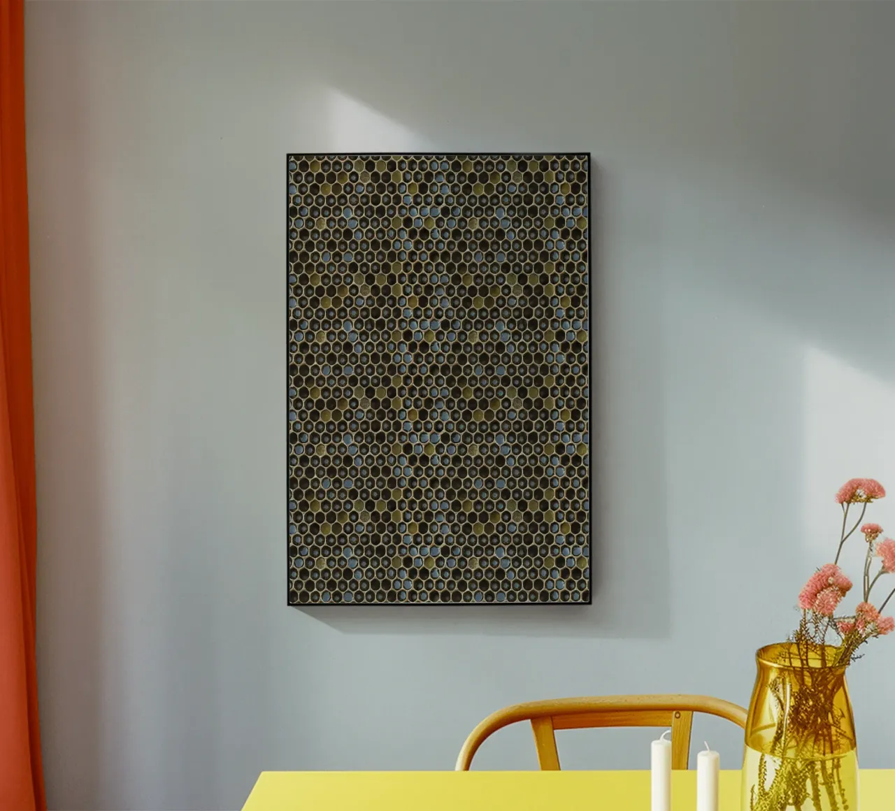 Golden Geometry: Honeycomb Pattern plexiglass da Curious Collections by Marielle Leenders