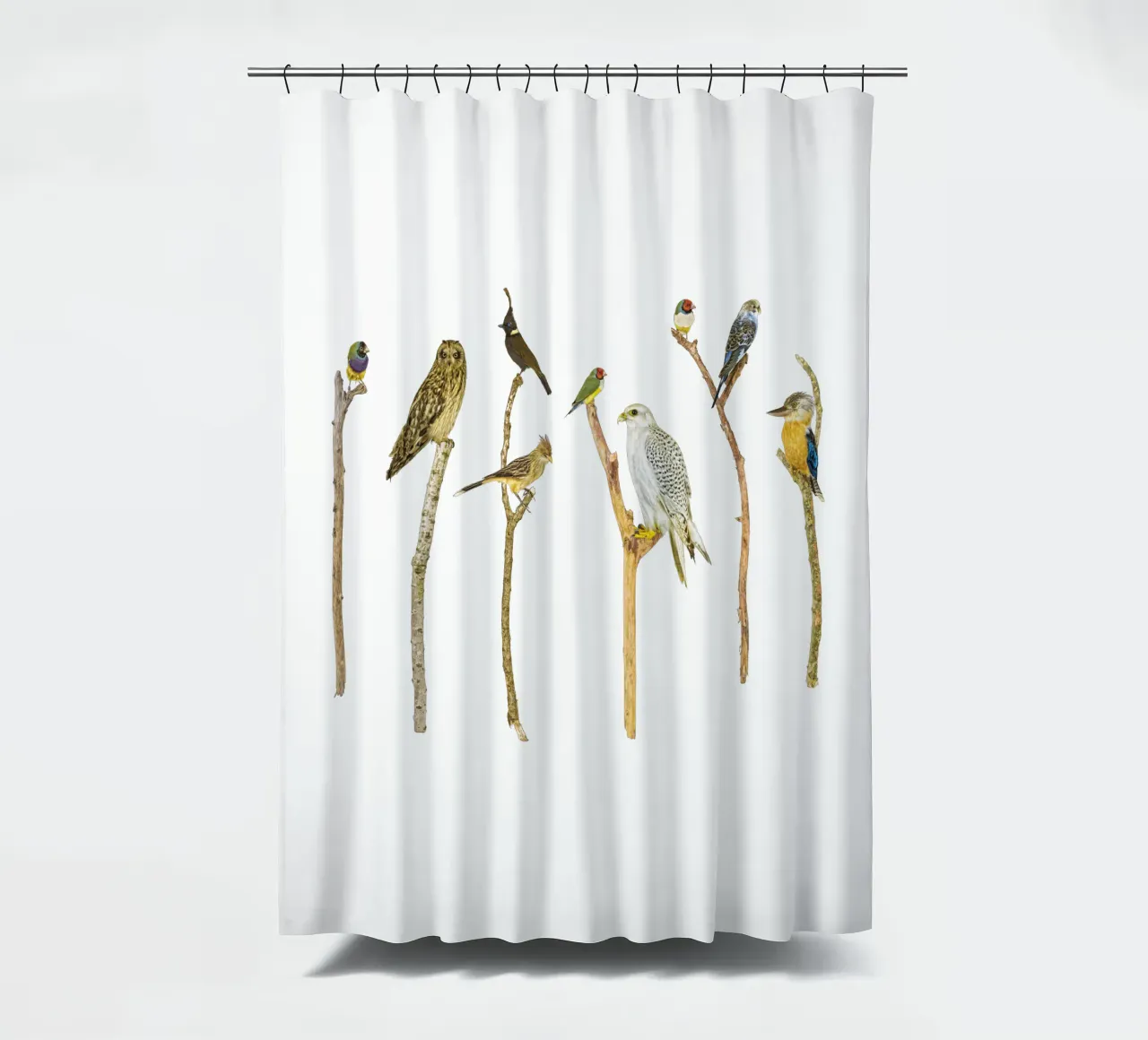 Branching Beauty: Birds on Branches tenda da doccia da Curious Collections by Marielle Leenders