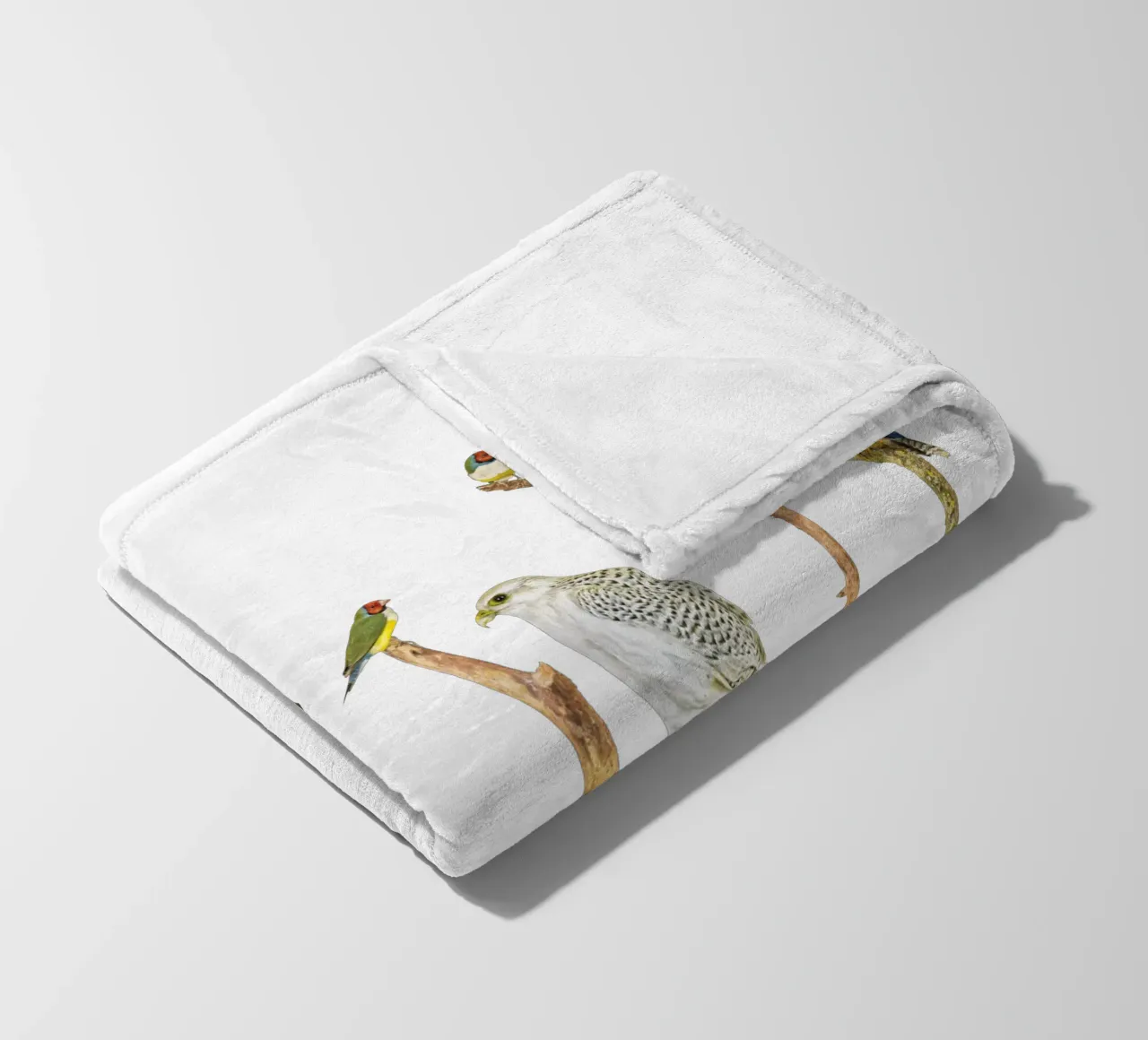 Branching Beauty: Birds on Branches coperta in pile da Curious Collections by Marielle Leenders