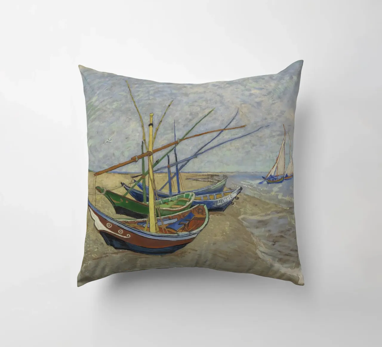 Van Gogh - Boote in Les Saintes Kissen von Carinaprint