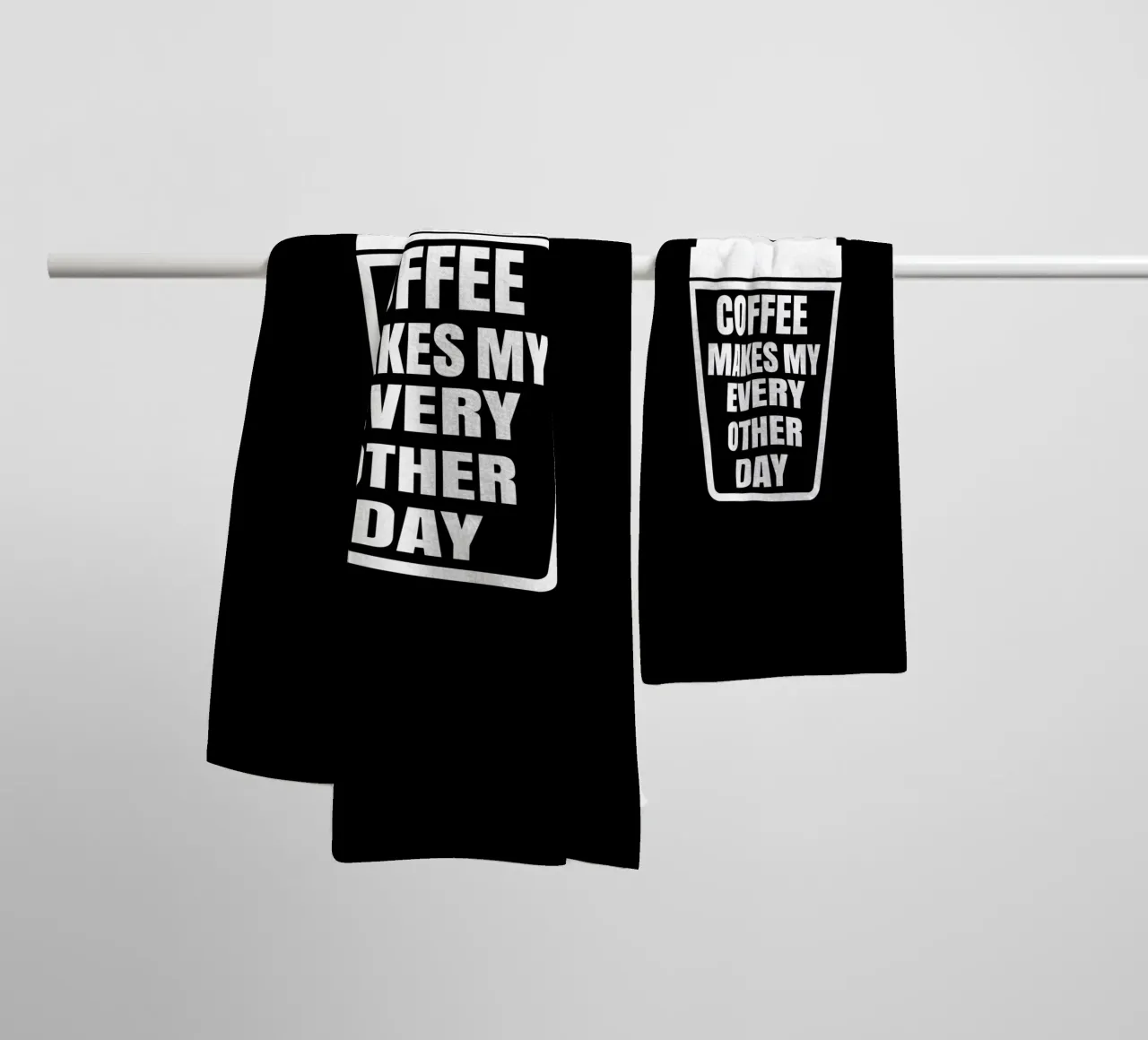 Coffee makes my every other day asciugamano da bagno da happieeagle