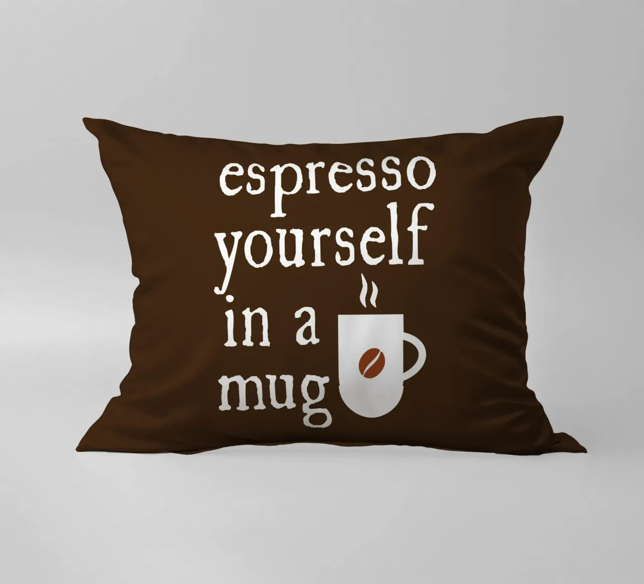 Espresso yourself in a mug cojín de happieeagle