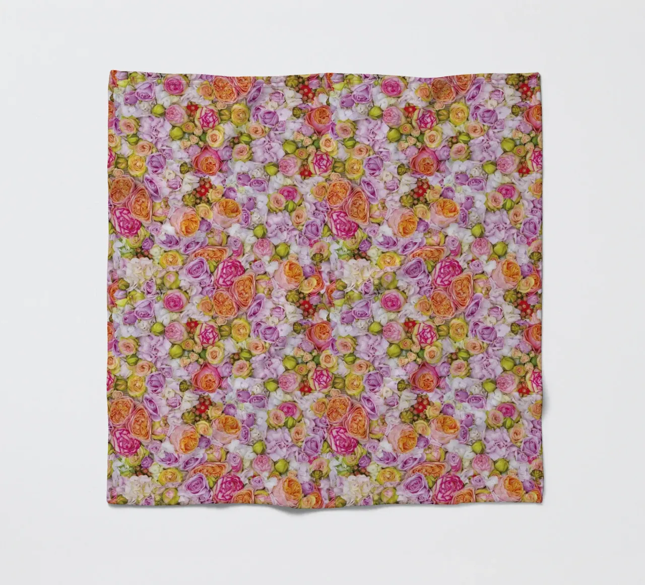 Delizia in fiore: Modello di mini rosa coperta in pile da Curious Collections by Marielle Leenders