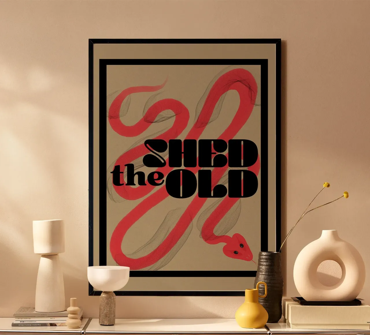 Se débarrasser du vieux - Red Snake Illustration poster avec cadre en aluminium de Lisa Jureczko Arts Illustration