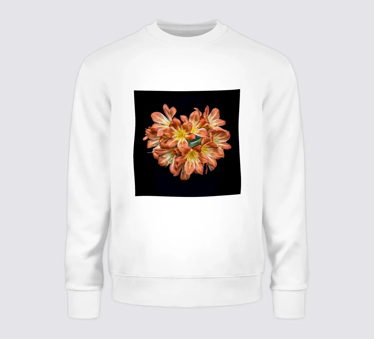 Fiore di Clivia arancione a forma di cuore felpa da Curious Collections by Marielle Leenders