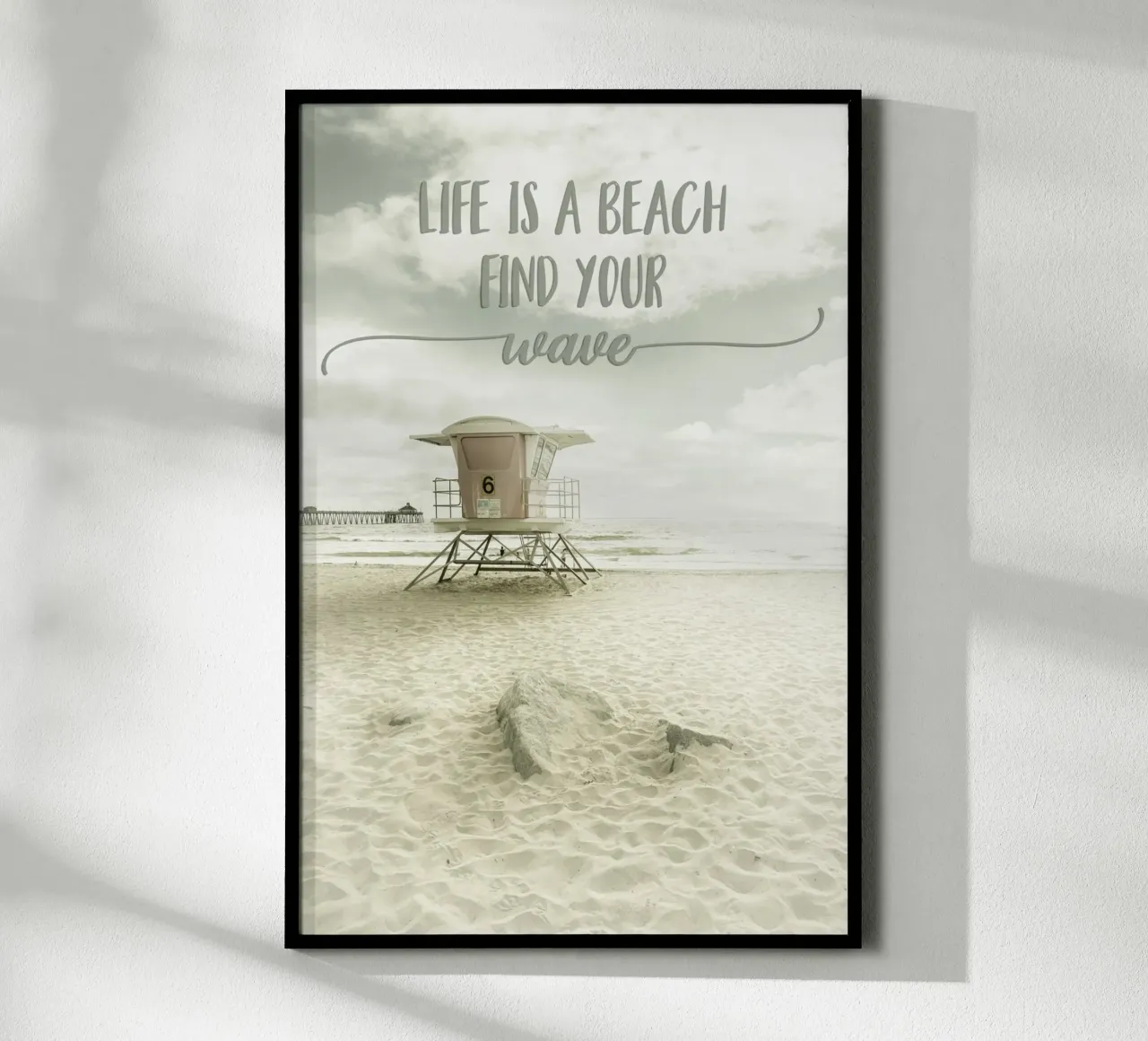 Life is a beach. Find your wave. | Beachscape poster da Melanie Viola