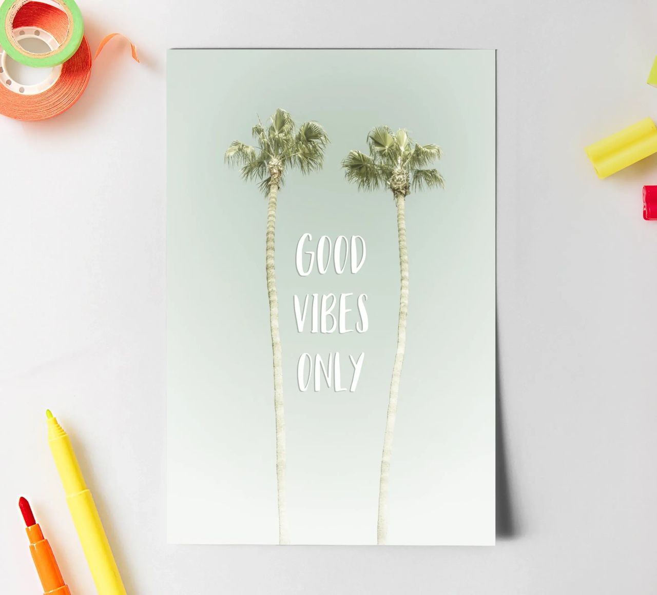 Good vibes only | Idyllic Palm Trees foglio adesivo da Melanie Viola