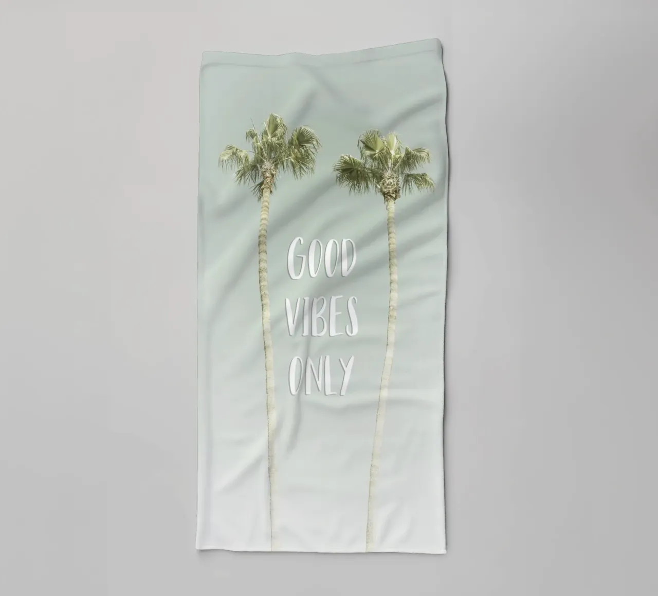 Good vibes only | Idyllic Palm Trees serviette de bain de Melanie Viola