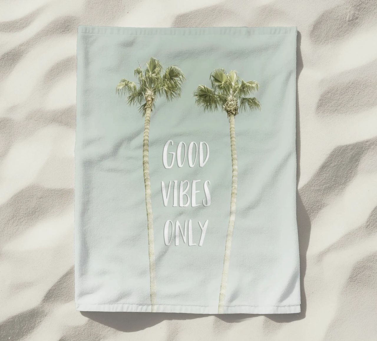 Good vibes only | Idyllic Palm Trees telo mare da Melanie Viola