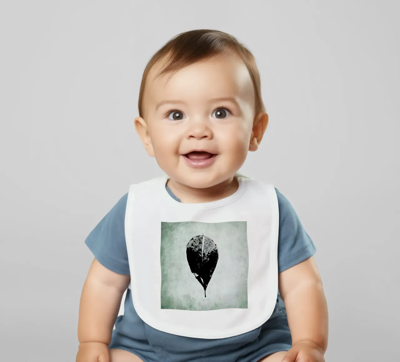 Leaf Skeleton bavaglino da IRIS LEHNHARDT FINE ART