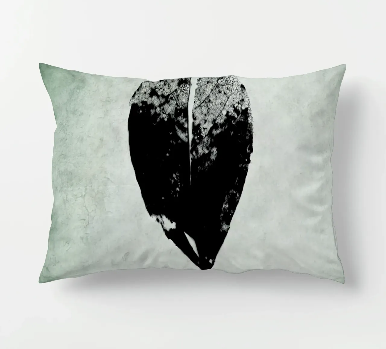 Leaf Skeleton cuscino da IRIS LEHNHARDT FINE ART