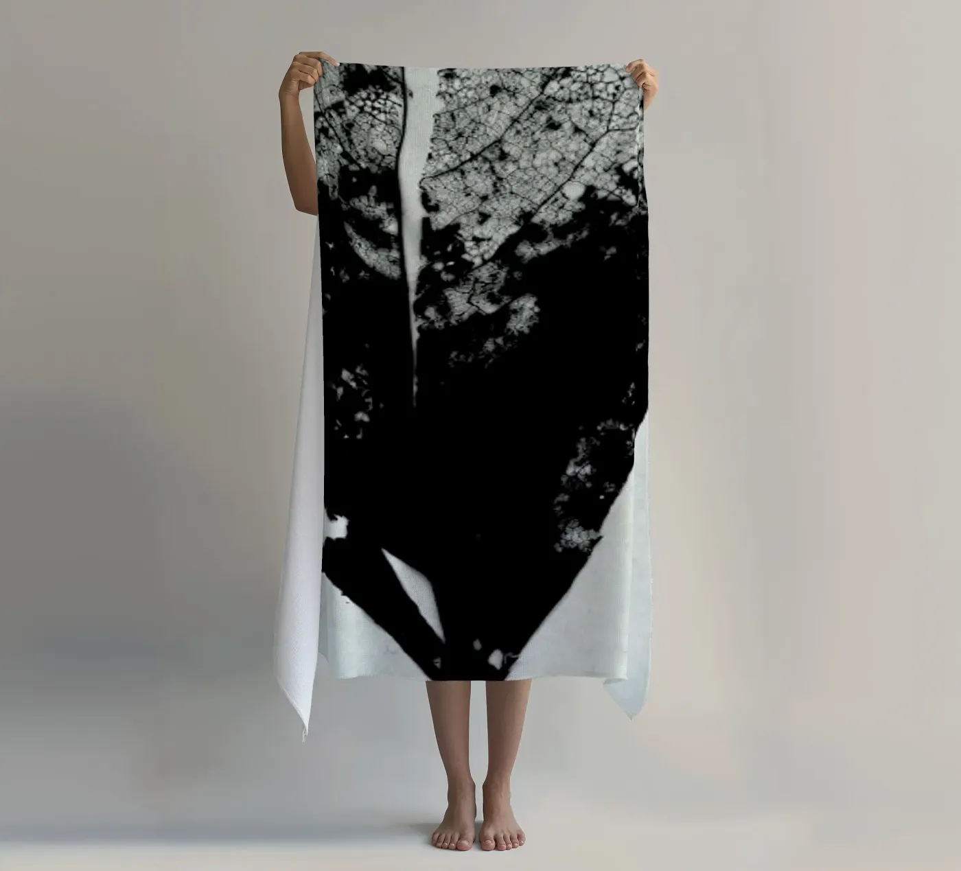 Leaf Skeleton beach towel by Visuelle Poesie am Wegesrand