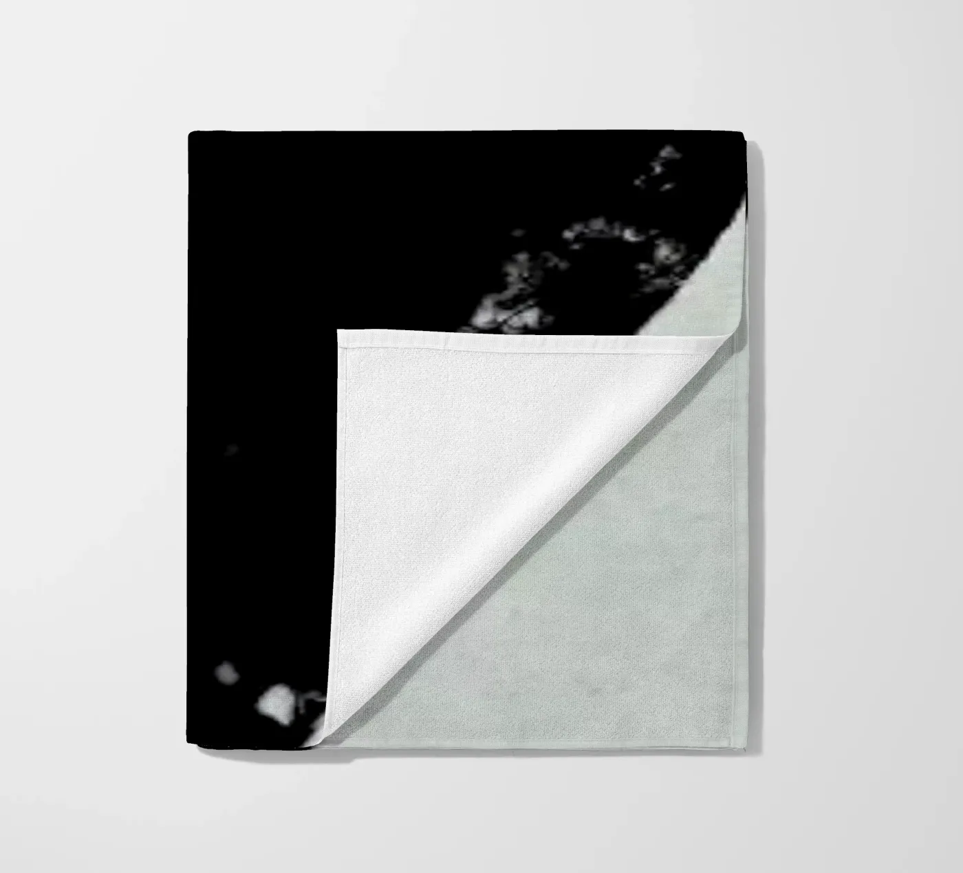 Leaf Skeleton beach towel by Visuelle Poesie am Wegesrand