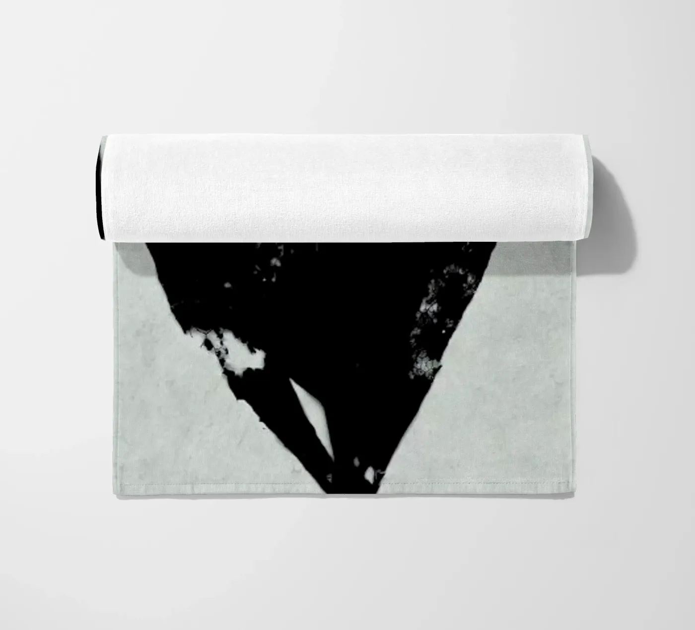 Leaf Skeleton beach towel by Visuelle Poesie am Wegesrand