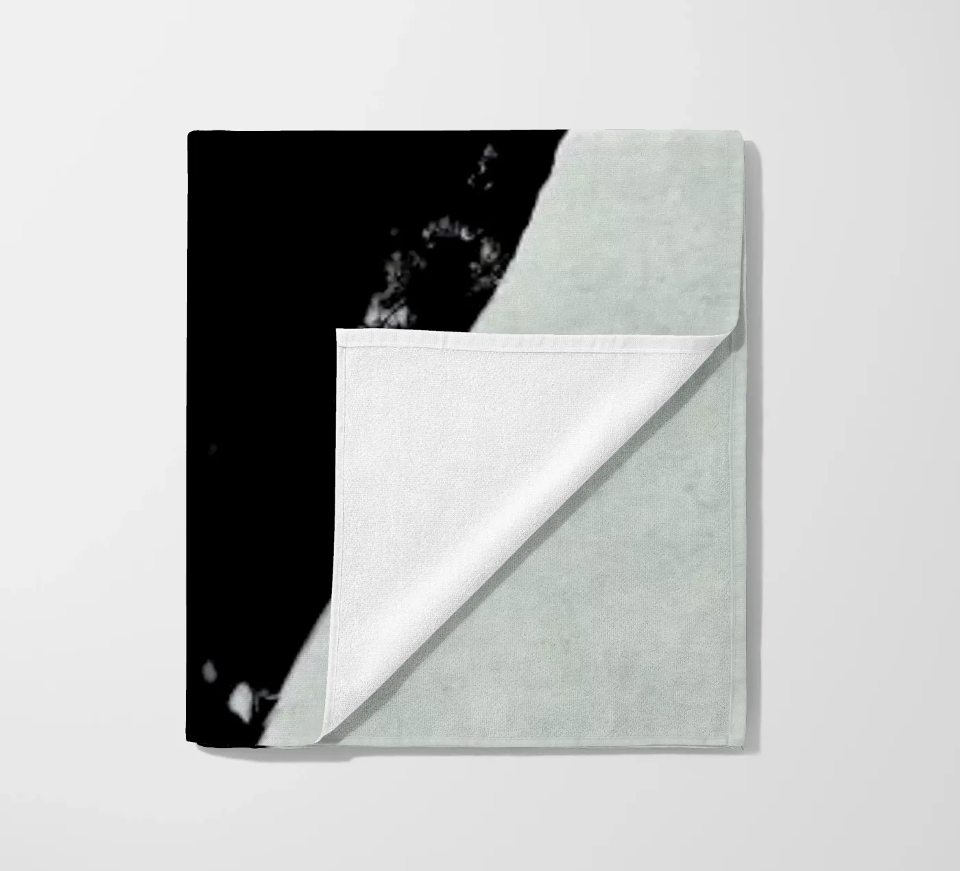 Leaf Skeleton beach towel by Visuelle Poesie am Wegesrand