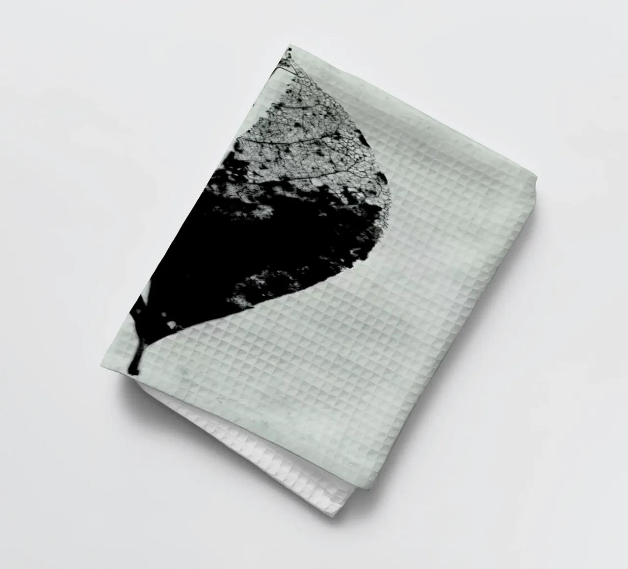 Leaf Skeleton theedoek van IRIS LEHNHARDT FINE ART