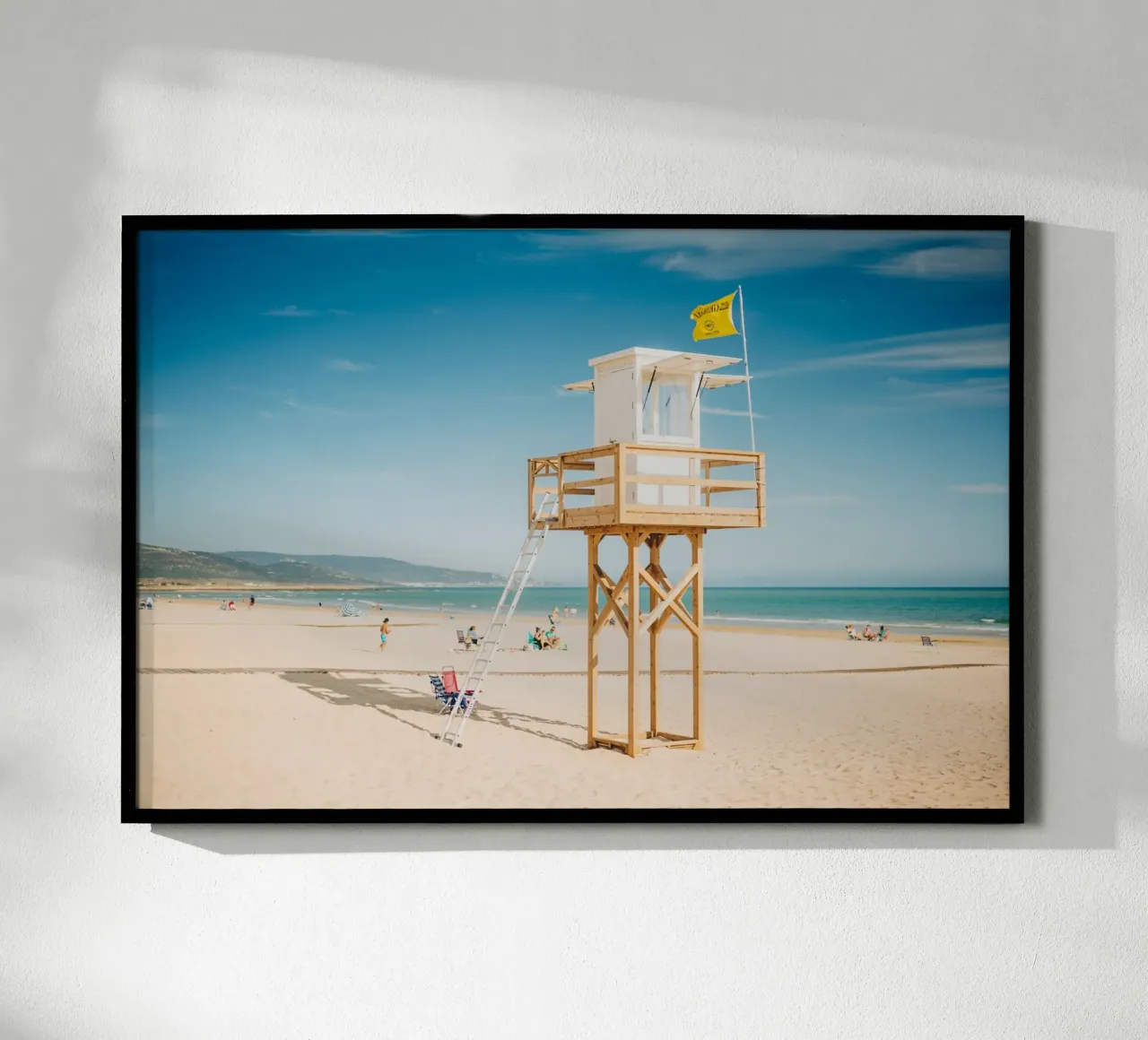 Spiaggia Spagna - Torre di salvataggio in Andalusia poster da Bold and Retro