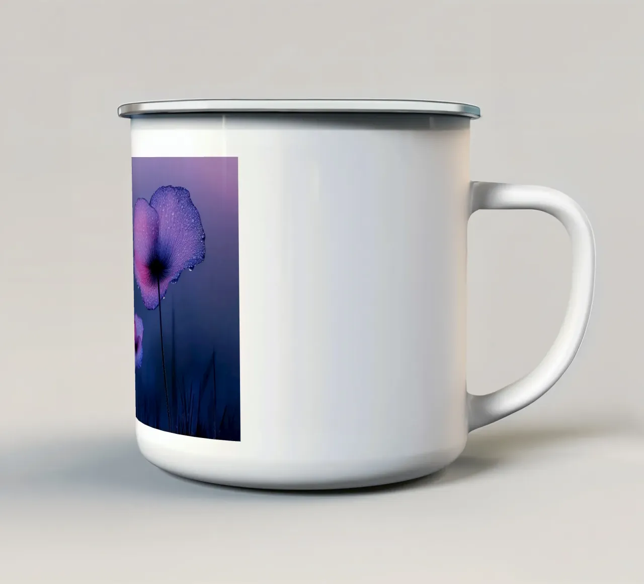 papaveri viola eterei con gocce di pioggia tazza in smalto da Flower Garden - Uta Naumann