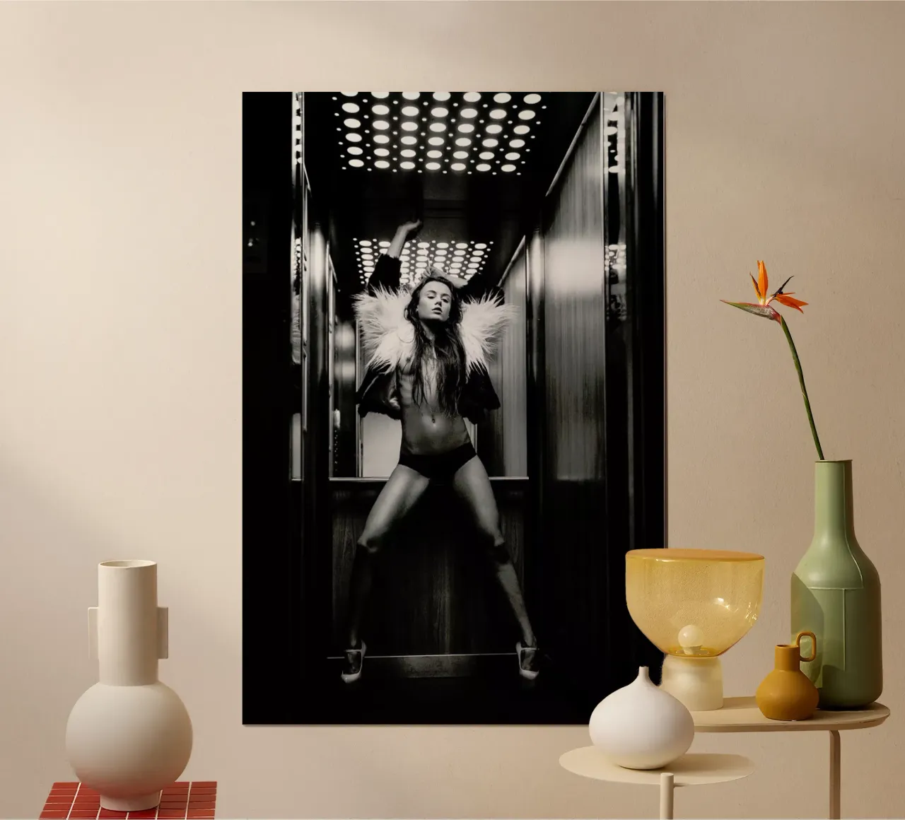 Elevator - Martin Krystynek poster con telaio in legno da Pictufy