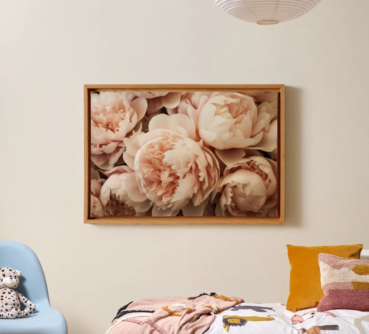 Zacht perzik fluweel vet pioenrozen tuin canvas met Baklijst van Flower Garden - Uta Naumann